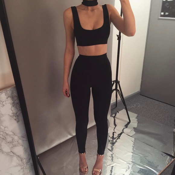 NWOT AYM Studio - AYM Premium Double Layered Leggings in Black - Picture 3 of 7